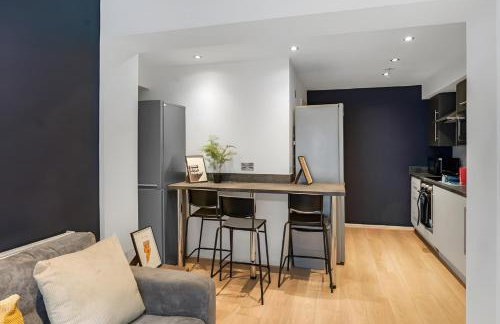 Central Wigan Large House - Ideal for Contractors & Families - Foto 7