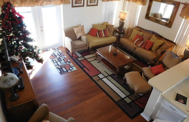 Spacious 6-bedroom Home in Hampton Lakes Perfect for Family Getaways! - Foto 13