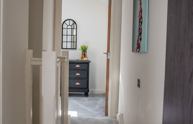 BV Lush Apartment At Conditioning House Bradford - Photo 46