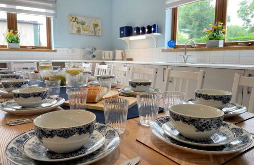 Spectacular 7BR House Hot Tub and Gardens in Gretna - Pass the Keys - Foto 12