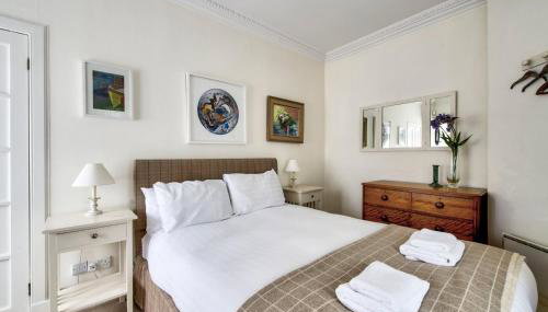 GuestReady - Classic Charm near Holyrood Park - Foto 5