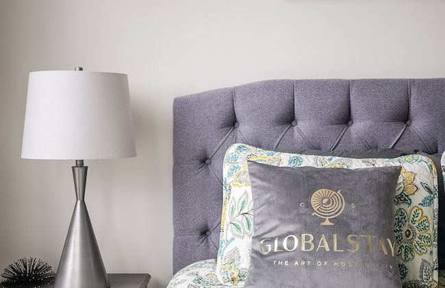 Modern Apartments in North York - Photo 42