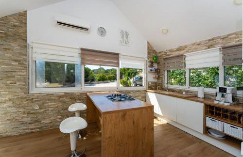 MY DALMATIA - Villa Sucic with private pool and mountain view - Foto 20