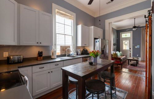 Luxury Historic Shotgun Home in Lower Garden District - Foto 21