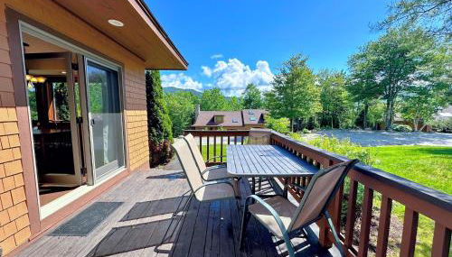 O8 Renovated Forest Cottage Townhome with great Mt Washington views fast wifi Walk to skiing - Foto 3