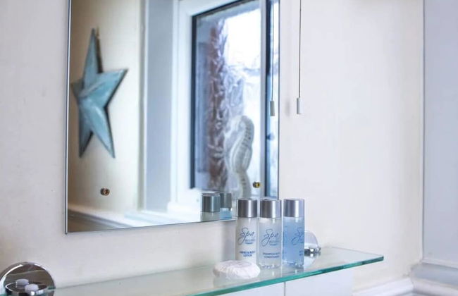 Lux Blu - Station Road - Foto 15