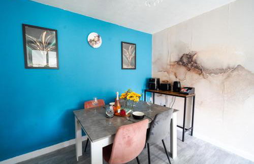 Open Mind Property - HotTUB, 4 Beds & 2 Free Parking - Foto 42