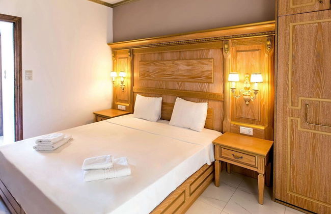 Greek Pride Ηotel and Apartments - Photo 11