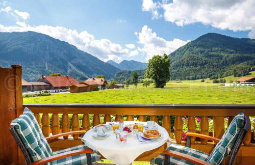 Haus Jäger Ferienwohnungen mit Indoor-Pool inkl. Chiemgaukarte - Foto 31
