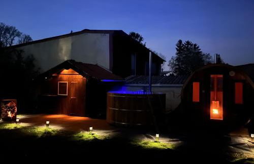 Traumscheune mit Pool, Kamin und privatem Spa - Photo 39