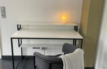 TruRetreats Design Loft für 8 Personen I Riesige Küche I eCharger I 65z SmartTV I 150qm - Foto 14