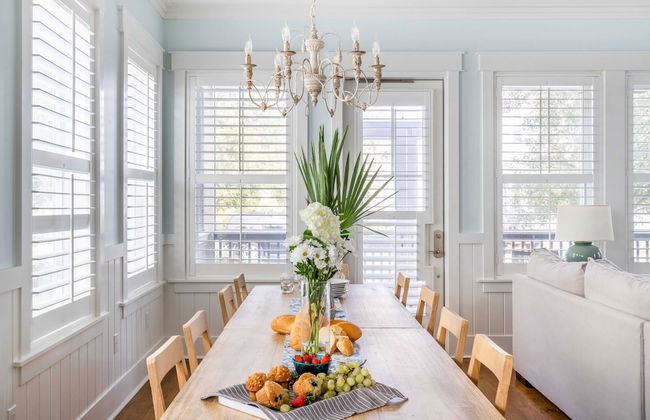 Pearl by Avantstay Idyllic Seaside Getaway w/ 2 Large Decks & Lush Garden - Foto 9