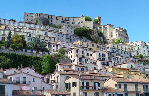 Casetta con VISTA CASTELLO e PARCHEGGIO COMODO - Foto 1