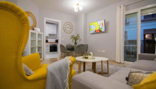 NEW! Luxury CITY CENTER & 2 BALCONIES - Foto 2