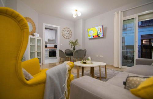 NEW! Luxury CITY CENTER & 2 BALCONIES - Foto 2