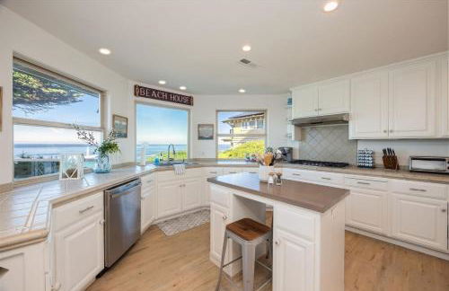 Oceanfront Home Retreat w Breathtaking Views of Fitzgerald Marine Reserve - Foto 18