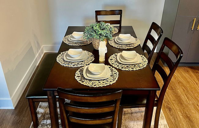 ComfyGetaway by DC,Metro,Airport - Photo 13