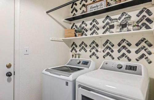 Free heated pool!/Gorgeous 4 BR spring break home - Foto 20