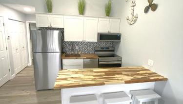 B Lakefront! Remodeled, Boat Slip, Patio Views, Pool, Boat Ramp, WIFI - Foto 4