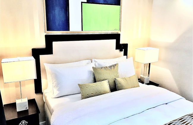 MONDRIAN Luxury Suites & Apartments Old Town Market Square - Photo 17