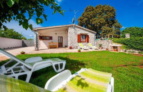 Charming House Nino with a fenced yard - Foto 49