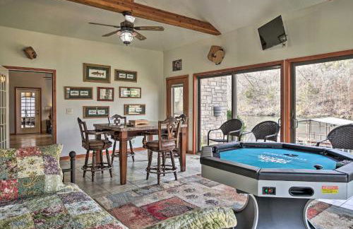 Waterfront Hollister Retreat with Dock and Game Room! - Foto 7