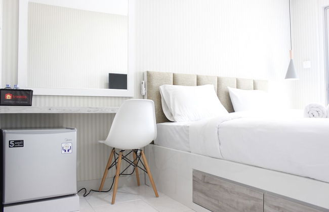 Gorgeous Studio at Mekarwangi Square Apartment with Mountain View - Foto 12