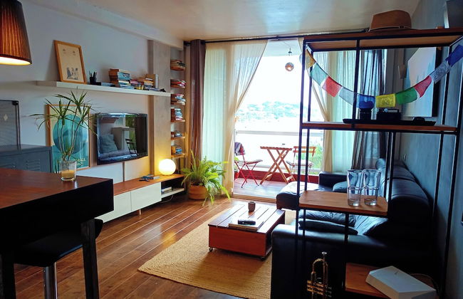 Stunning sea View and Waterfront Apartment - Foto 1