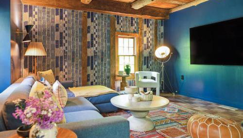 Unique Fully Restored Landmark Barn in Hudson - Foto 2