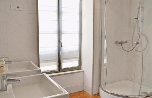 Lovely Home In Sainte Alvère With Sauna - Foto 22