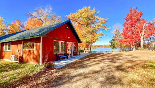Long Lake Cabin with Fire Pit and more! Pet-Friendly - Foto 1