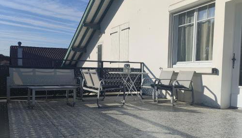 "L'Océan pour Voisin", gîte 5 à 6 personnes, 3 étoiles 3 épis dans maison avec terrasse de 34m carrés Plage du Métro à 1500 m agréé ANCV - Foto 5