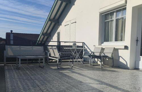 "L'Océan pour Voisin", gîte 5 à 6 personnes, 3 étoiles 3 épis dans maison avec terrasse de 34m carrés Plage du Métro à 1500 m agréé ANCV - Foto 5