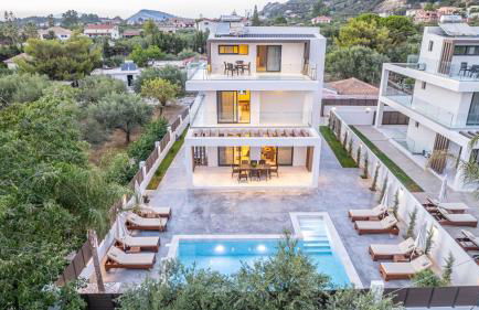 Infinity Holiday Villas - Private Pool, close to Kalamaki Centre, by ZanteWize - Foto 87