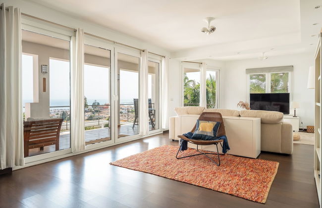 Spacious 3BR Villa with pool and views - Foto 5