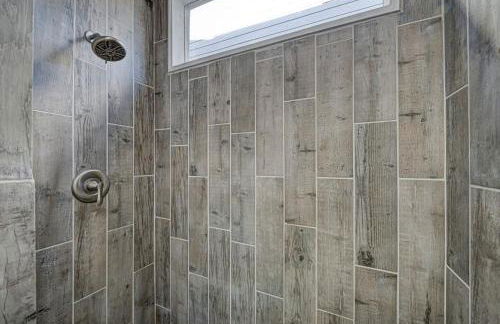 Spacious Bates-Hendricks Home ~ 5 Min to Lucas Oil - Foto 48