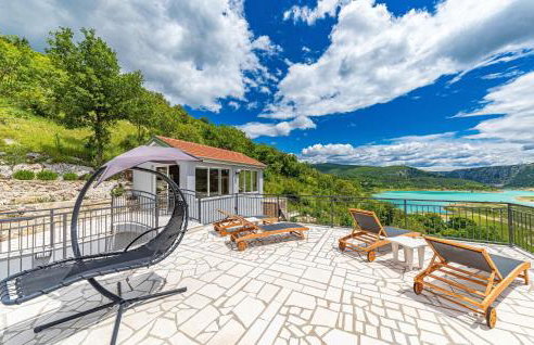 Awesome Home In Ricice With Sauna - Foto 1