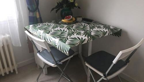 L'écrin vert - proche gare, piscine , tennis, wifi - Foto 4