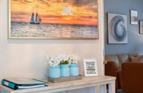 Super Mario Hideaway - Pool, Spa, Game Room Fun! - Foto 10