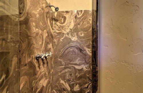 Hike and Relax Prescott Studio with Thumb Butte Views - Foto 19