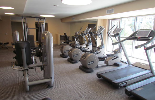 Resort Style Walk to the Beach - Foto 13