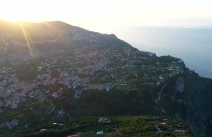 Coastal Cliff, Amalfi - Photo 37