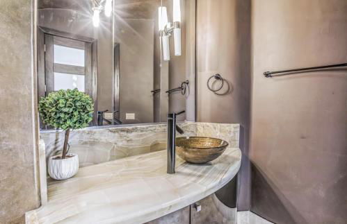 The Wave House! Custom Gem with Panoramic Views, Fire Pit, BBQ, Pool Table - Foto 26