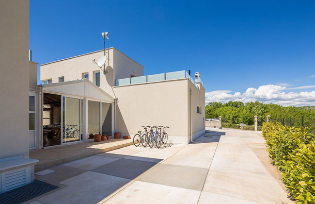 Stunning Villa Sofia With Heated Pool IN Split Hinterland - Foto 50