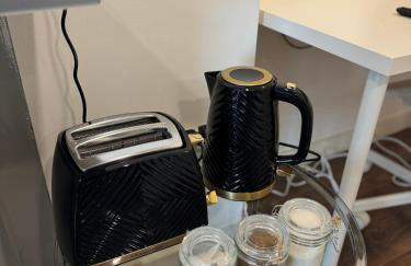 NumberOne - PINK - MediaCityUK - Foto 10