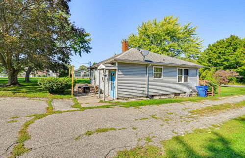 4 Mi to Lake Michigan Updated Benton Harbor Home! - Foto 24