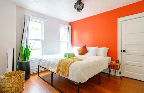 Jungle House Luxury Homes - Columbus Downtown Short North - Steps to Convention Center & Nationwide Arena - Sleeps up to 8 - Free Parking - Over 5,800 Five Stars - Foto 55