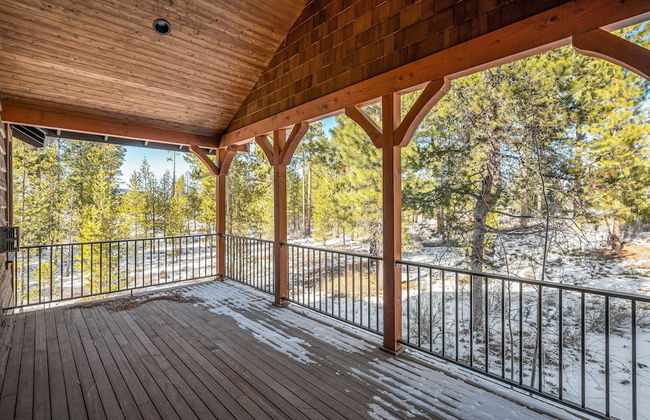 Big Pine by Avantstay Stunning Secluded Oregon Home w/ Hot Tub - Foto 28