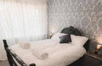 The BEST house in Bury - Photo 9