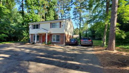quiet 2 bedroom with fence and fire pit - Foto 4